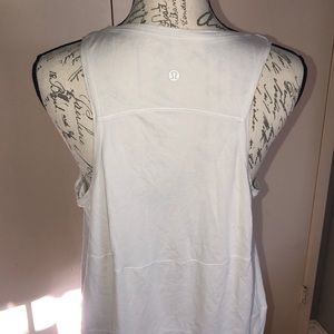 Lululemon white tank top size 12